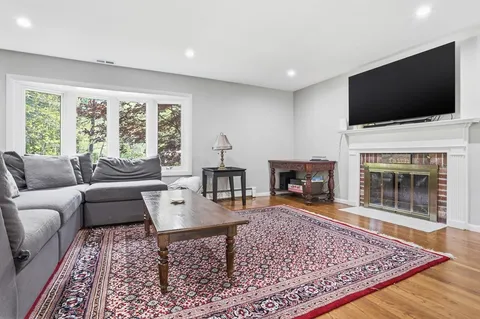 $1,298,000 | 15 Harvard Drive, Bedford, MA 01730