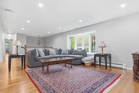 $1,298,000 | 15 Harvard Drive, Bedford, MA 01730
