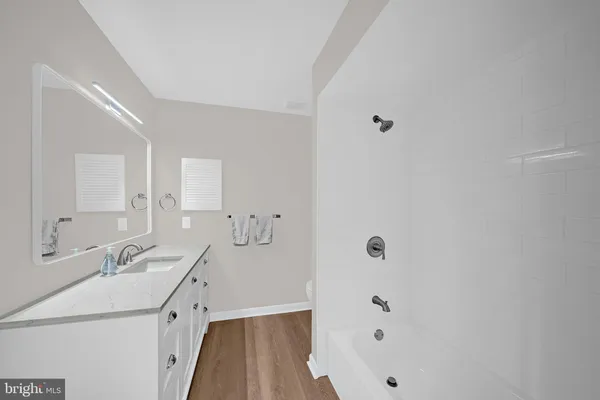 $380,000 | 205 Salem Court, Unit 11, Princeton, NJ 08540