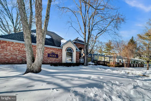 $380,000 | 205 Salem Court, Unit 11, Princeton, NJ 08540