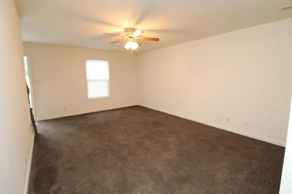 $950 | 531 Peachers Ridge Road, Unit A, Clarksville, TN 37042