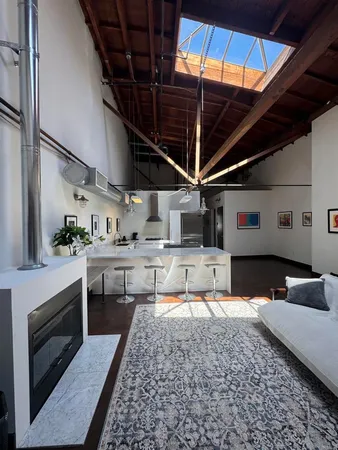 $1,250,000 | 1046 Princeton Drive, Unit 201, Marina del Rey, CA 90292