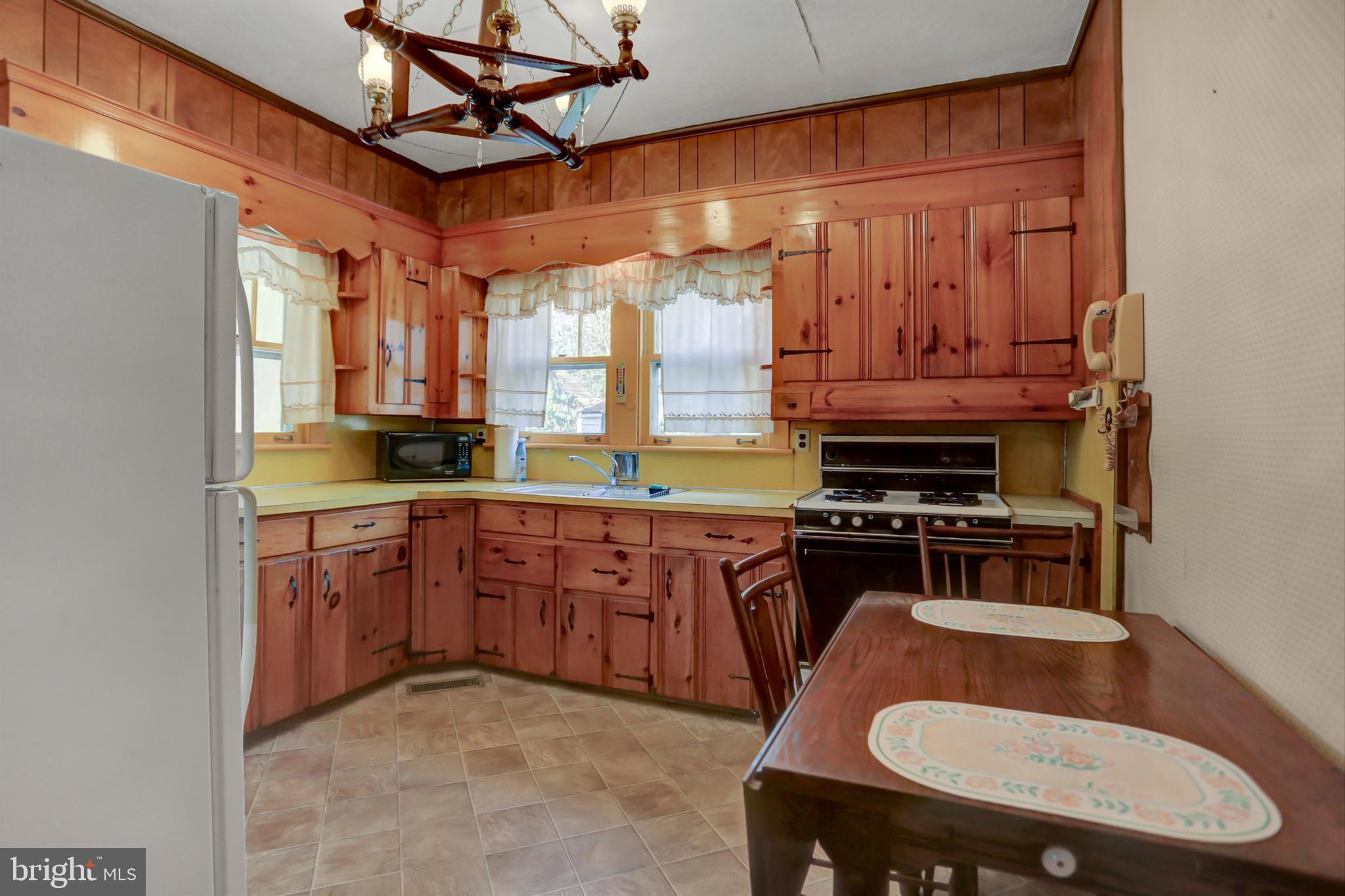 725 Boyds School Road Gettysburg, PA 17325 - Photo 26 of 38 Gallery Image 26