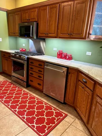 $750,000 | 5266 West 700 North, Lake Village, IN 46349