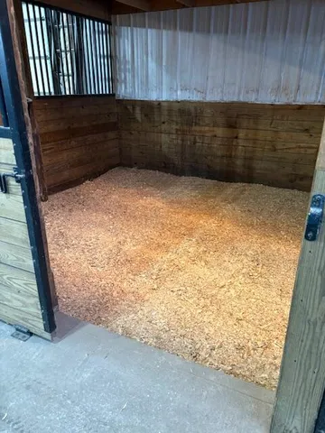 $750,000 | 5266 West 700 North, Lake Village, IN 46349