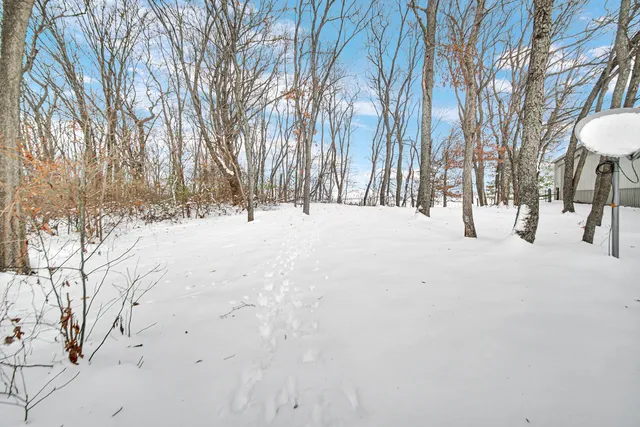 $750,000 | 5266 West 700 North, Lake Village, IN 46349