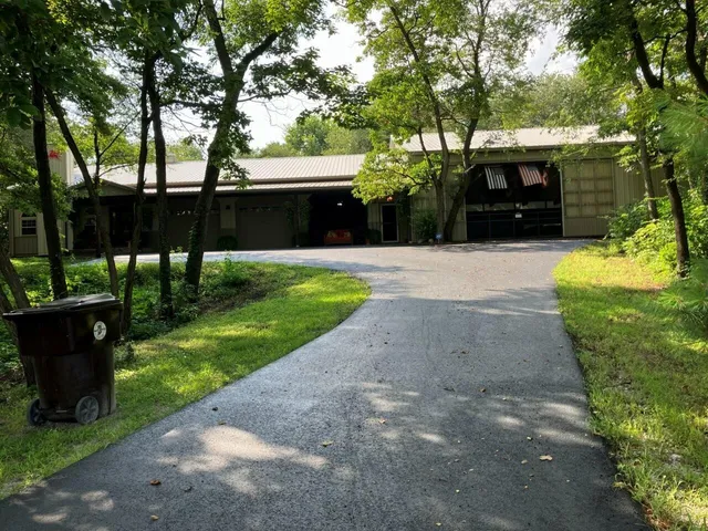 $750,000 | 5266 West 700 North, Lake Village, IN 46349