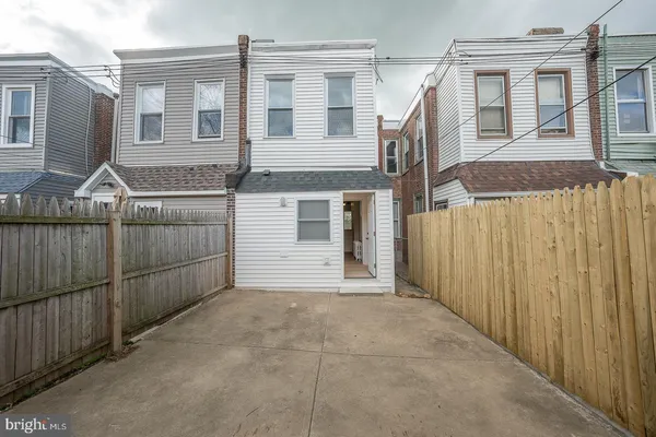 $2,350 | 34 West Durham Street, Philadelphia, PA 19119
