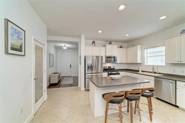 $3,000 | 4650 Woodbrook Drive, Sarasota, FL 34243