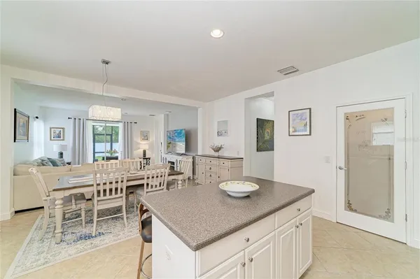 $3,000 | 4650 Woodbrook Drive, Sarasota, FL 34243