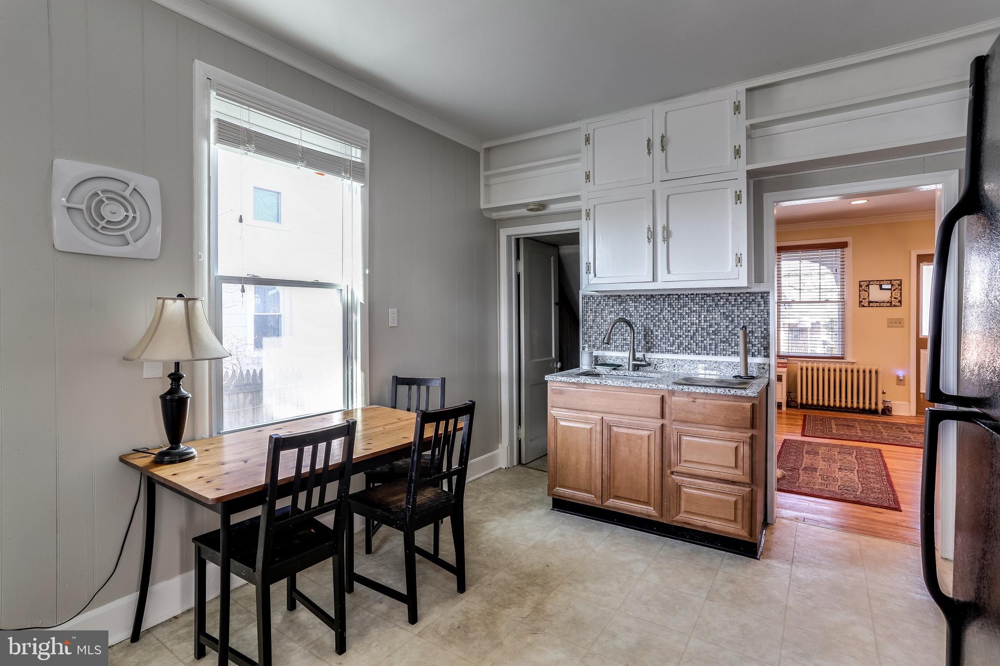 4317 Harcourt Road Baltimore, MD 21214 - Photo 12 of 35 Kitchen big enough to be an eat-in!