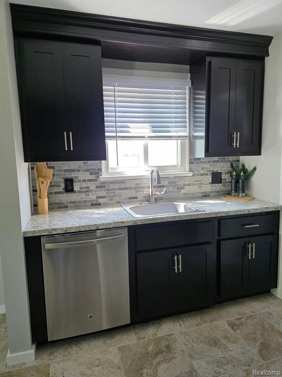 29571 Kelly Road Roseville, MI 48066 - Photo 5 of 27