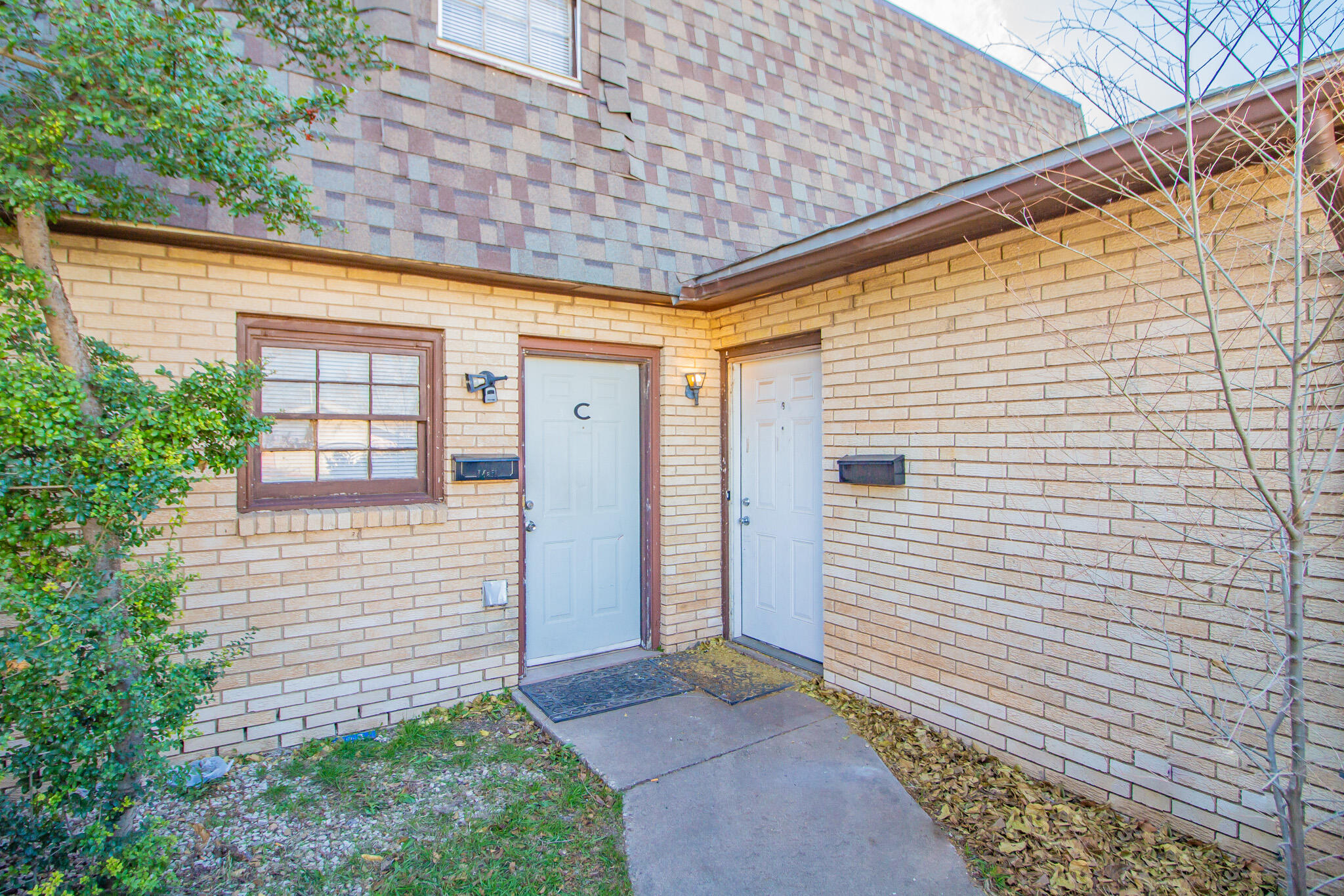 2105 49th Street Lubbock, TX 79412 - Photo 18 of 31 a backyard of a house with lots of green space