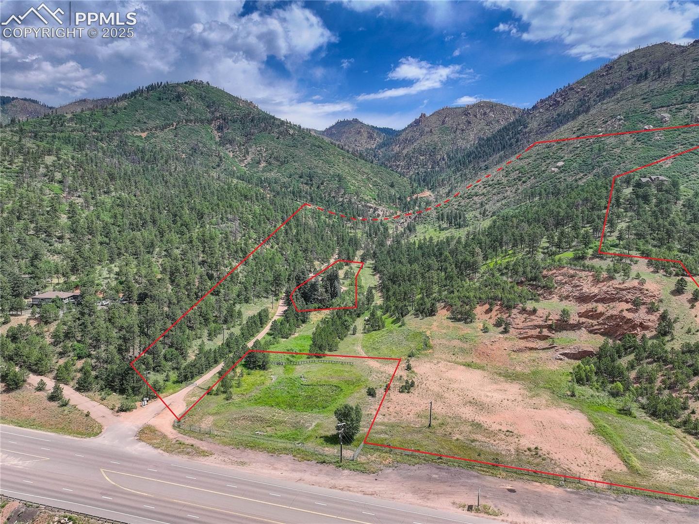 6085 Wellington Road Cascade, CO 80809 - Photo 2 of 13 Property Lines approximate; not a survey.
