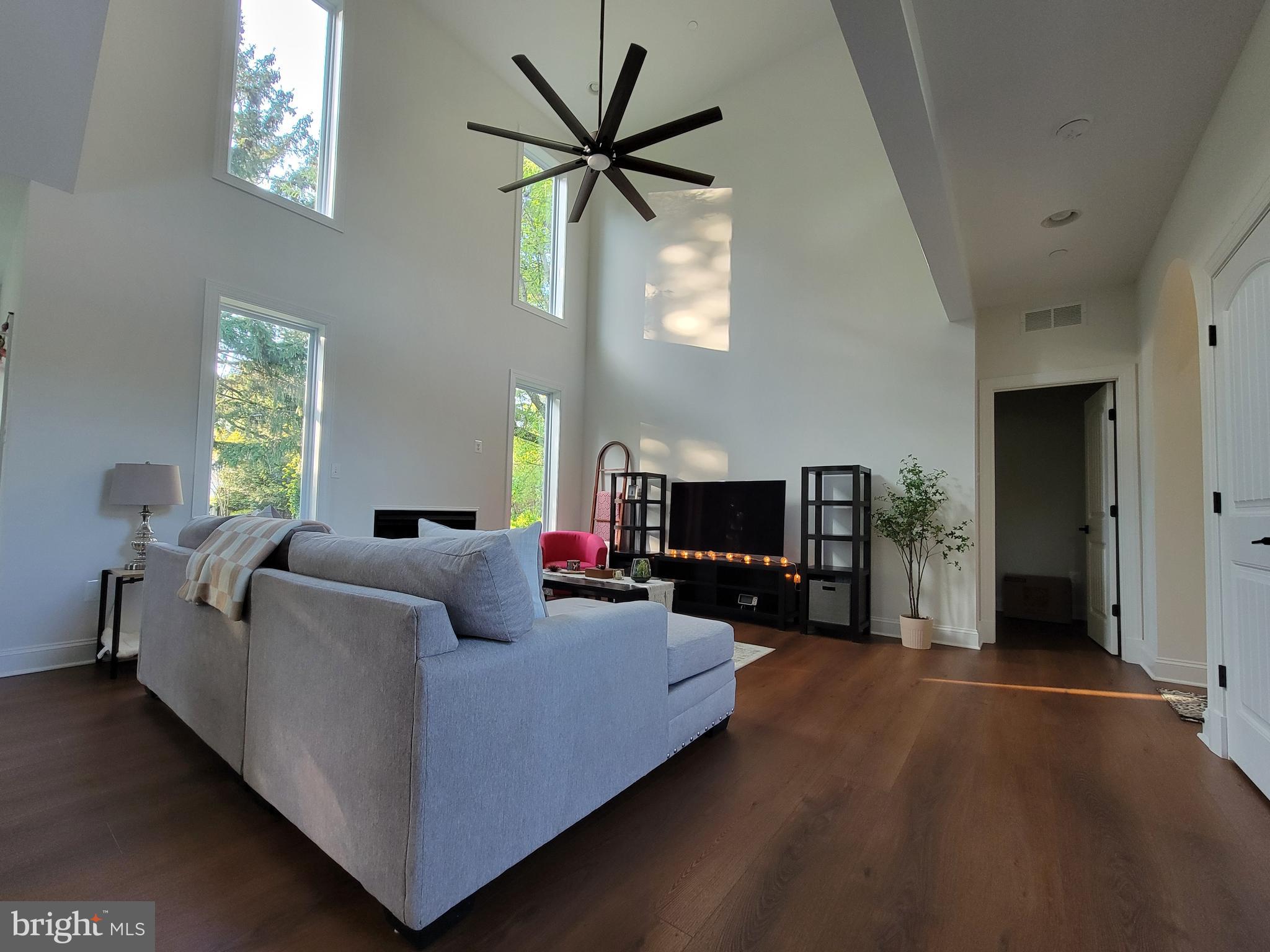 8414 High Ridge Road Ellicott City, MD 21043 - Photo 21 of 23 Gallery Image 21