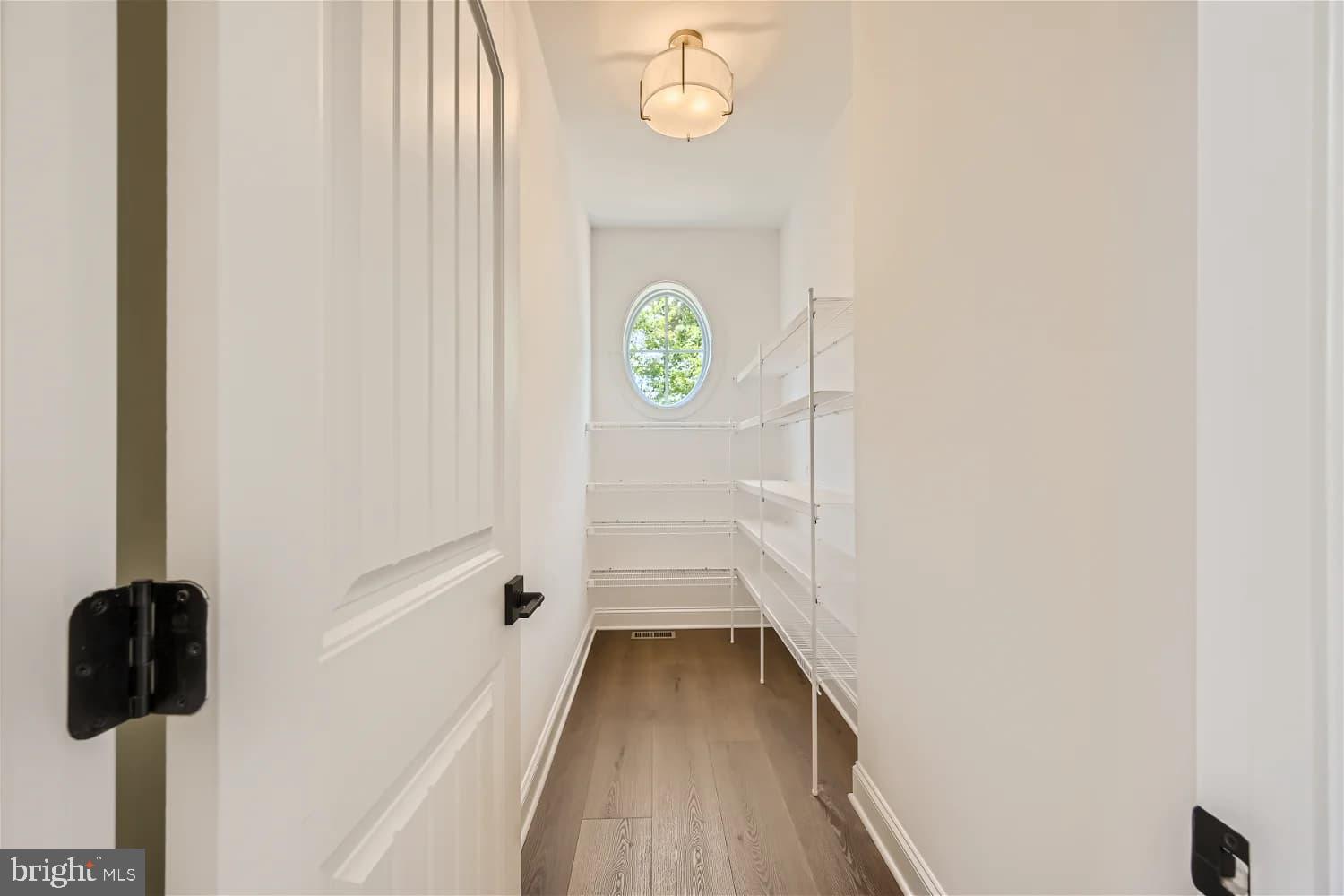 8414 High Ridge Road Ellicott City, MD 21043 - Photo 10 of 23 Gallery Image 10
