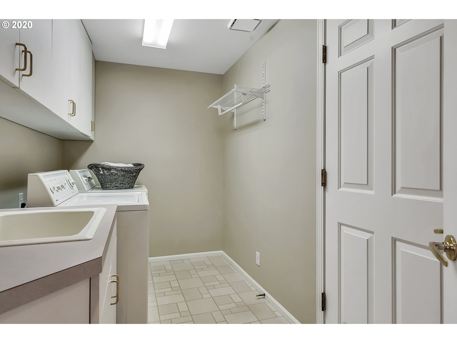 3349 King Edwards Court Eugene, OR 97401 - Photo 25 of 30