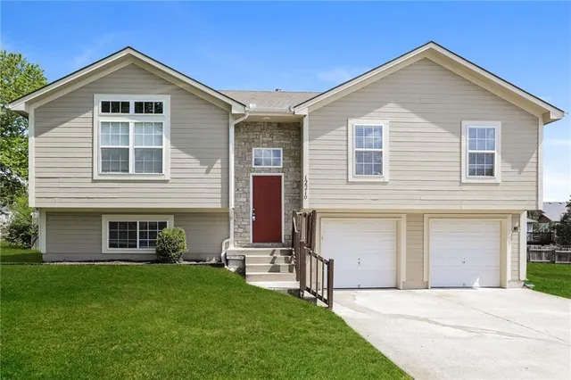 $2,245 | 12210 East 56th Terrace, Kansas City, MO 64133