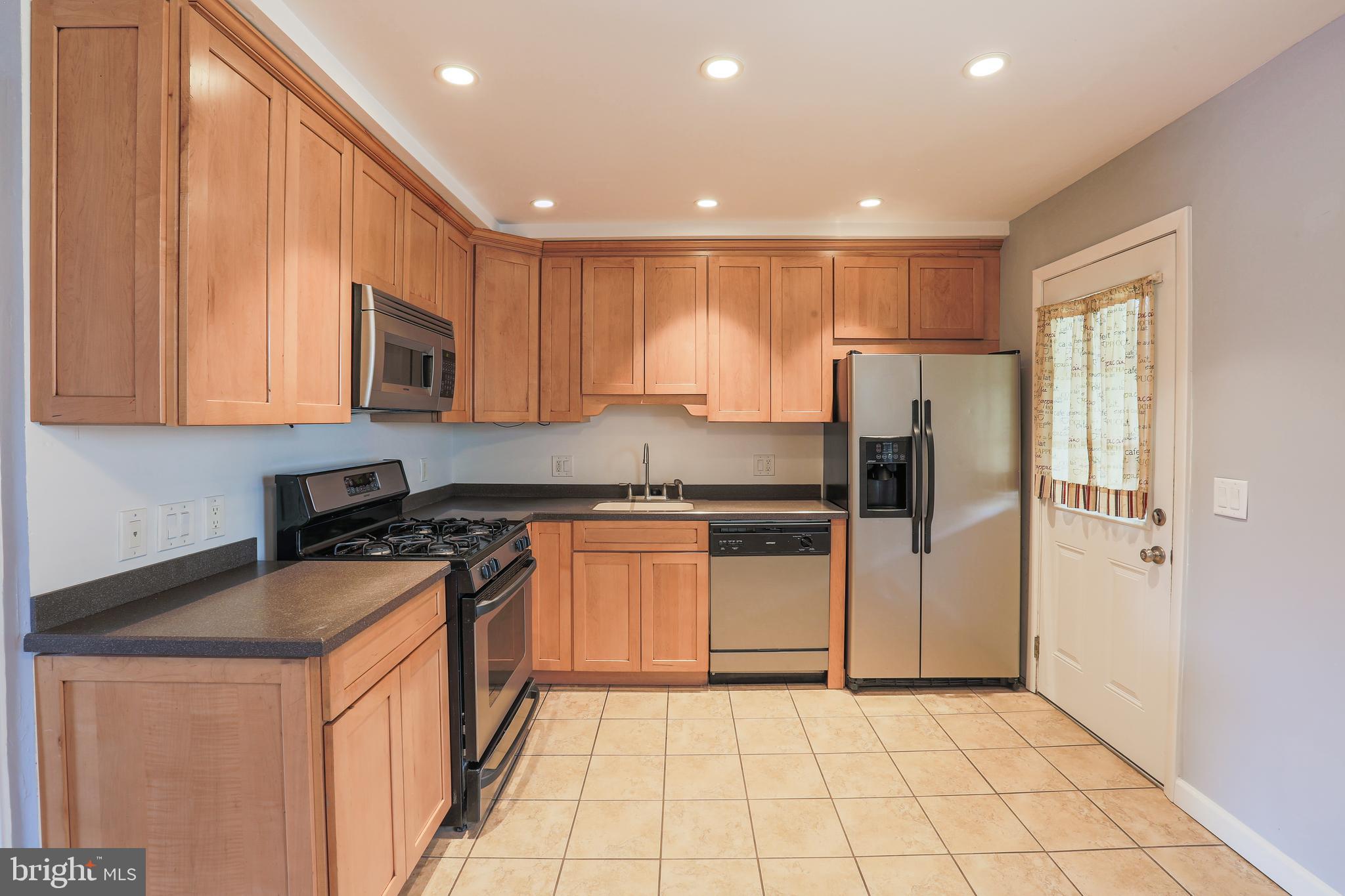9752 Matzon Road Baltimore, MD 21220 - Photo 21 of 35