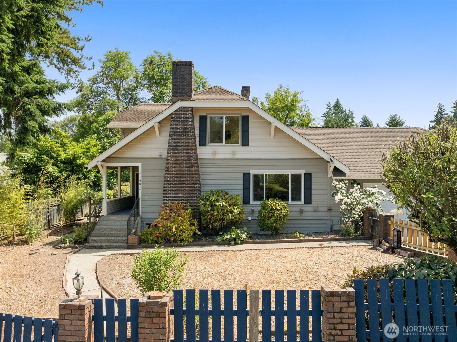 13016 8th Place Southwest Burien, WA 98146 - Photo 1 of 34