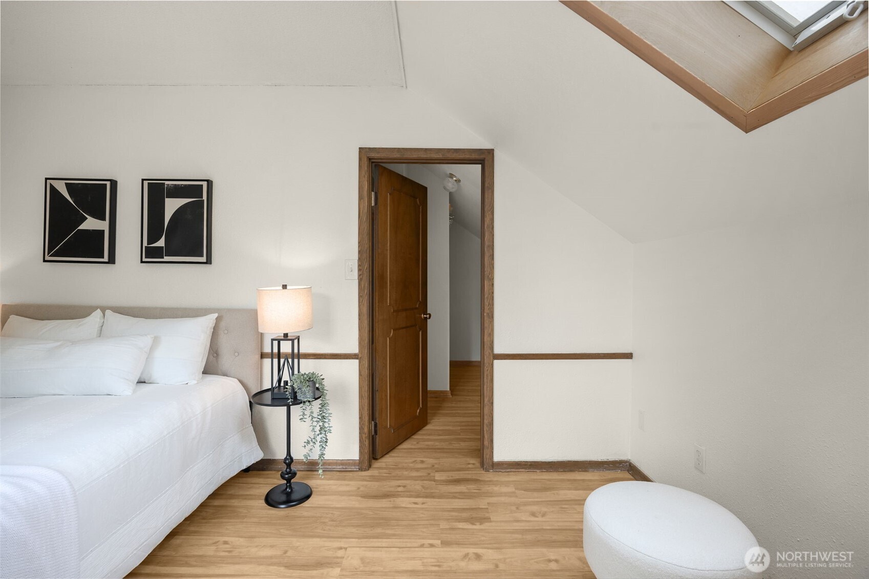 13016 8th Place Southwest Burien, WA 98146 - Photo 13 of 34