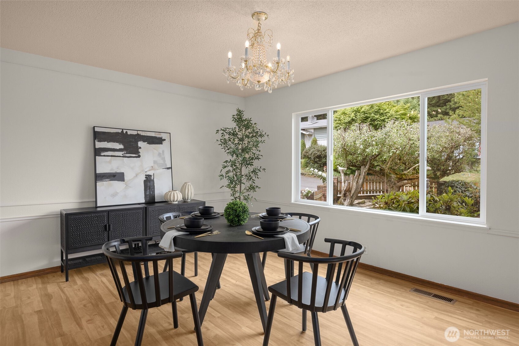 13016 8th Place Southwest Burien, WA 98146 - Photo 7 of 34