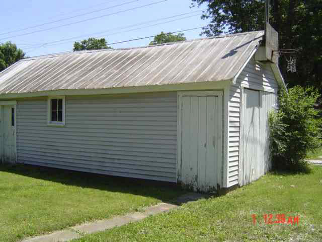 1229 Elm Street Rochester, IN 46975 - Photo 10 of 11