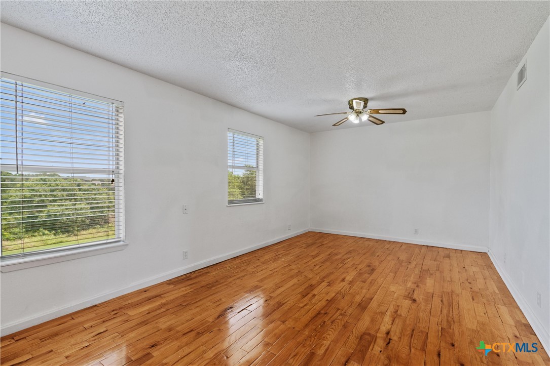 5203 Denmans Loop Belton, TX 76513 - Photo 17 of 26 Secondary Bedroom 1