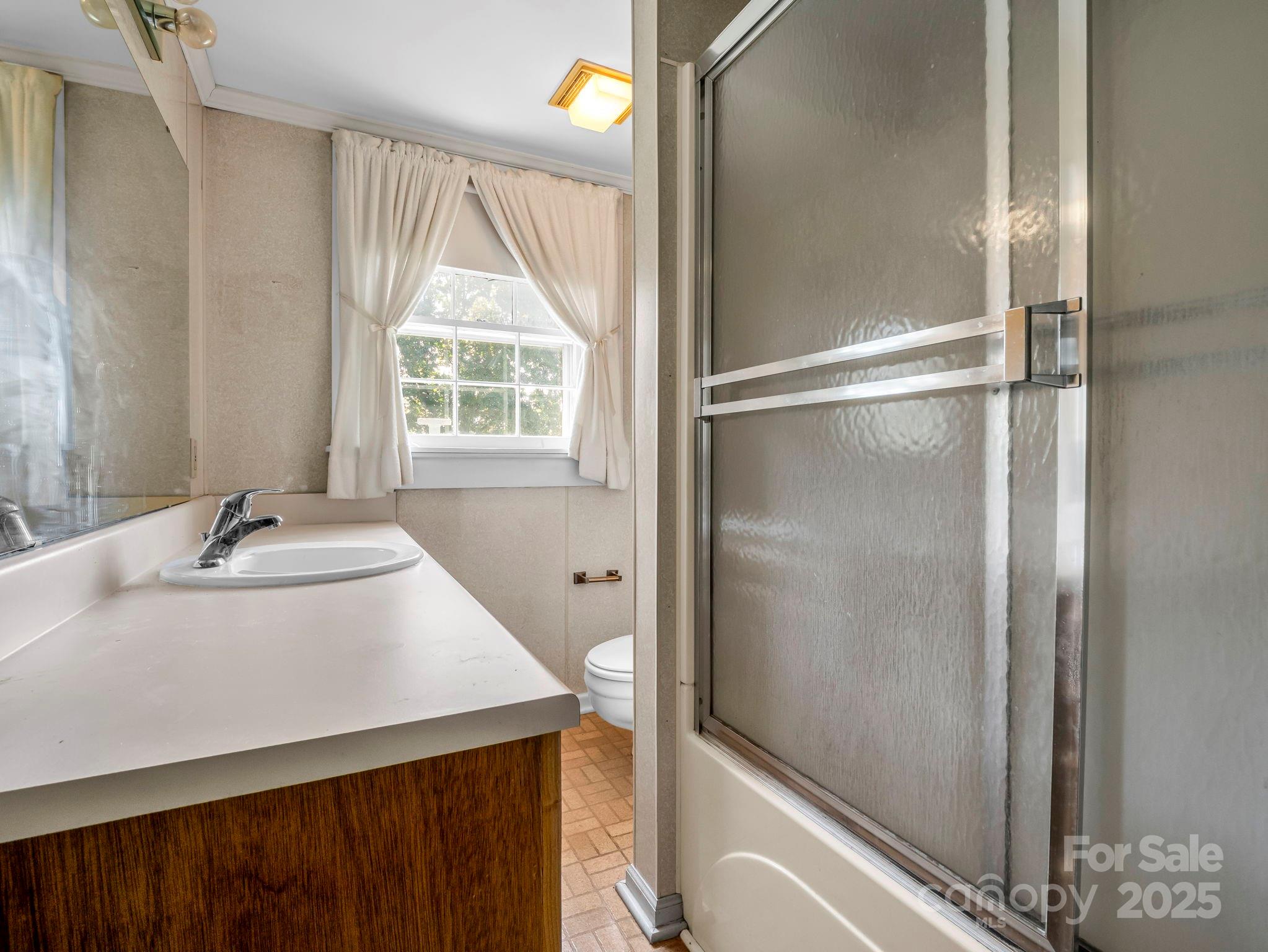 256 School Road Mill Spring, NC 28756 - Photo 16 of 37