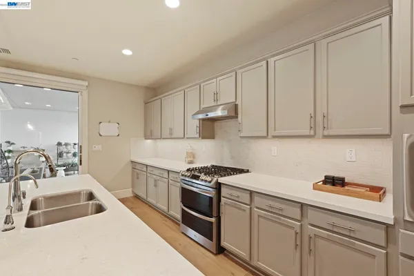 $975,000 | 2885 Ellis Town Drive, Tracy, CA 95377