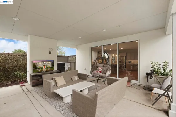 $975,000 | 2885 Ellis Town Drive, Tracy, CA 95377