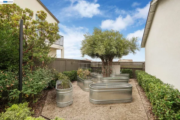 $975,000 | 2885 Ellis Town Drive, Tracy, CA 95377