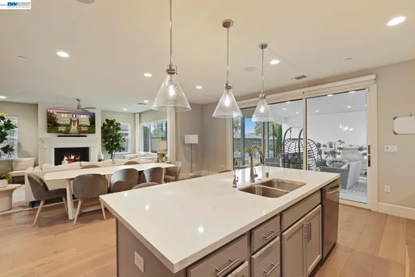 $975,000 | 2885 Ellis Town Drive, Tracy, CA 95377