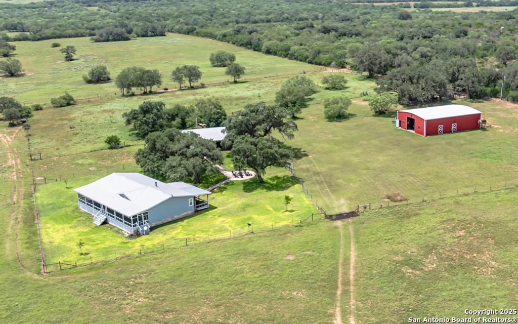3737 C R 306 Beeville, TX 78102 - Photo 1 of 1