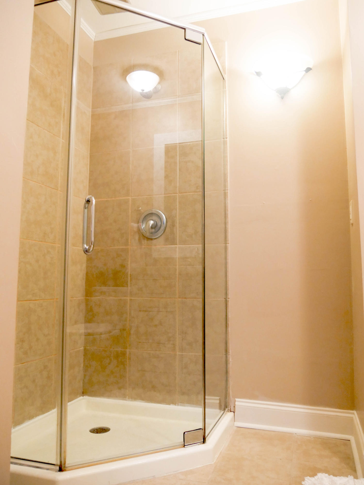 930-928 Valley Street Hanahan, SC 29410 - Photo 21 of 36 P1060363