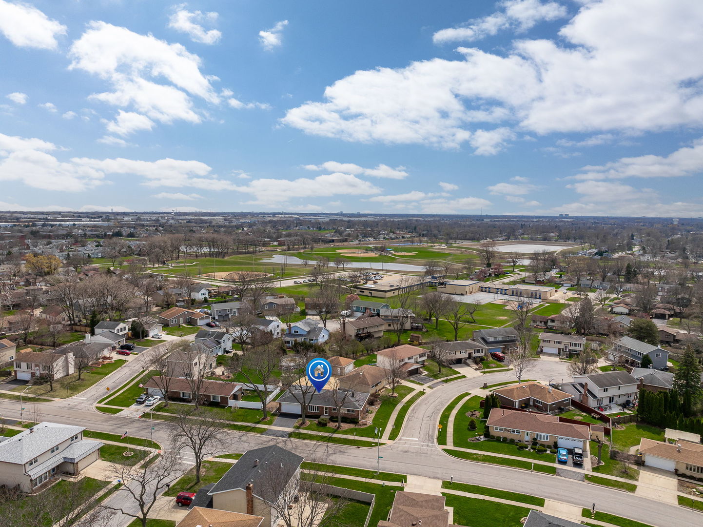 494 Flint Trail Carol Stream, IL 60188 - Photo 34 of 37 a view of a city