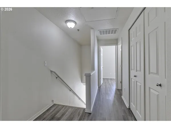 $310,000 | 8662 Northeast Hyde Park Lane, Hillsboro, OR 97006