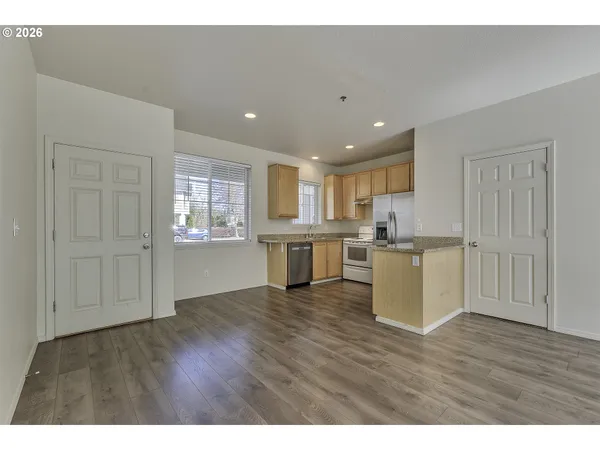 $310,000 | 8662 Northeast Hyde Park Lane, Hillsboro, OR 97006