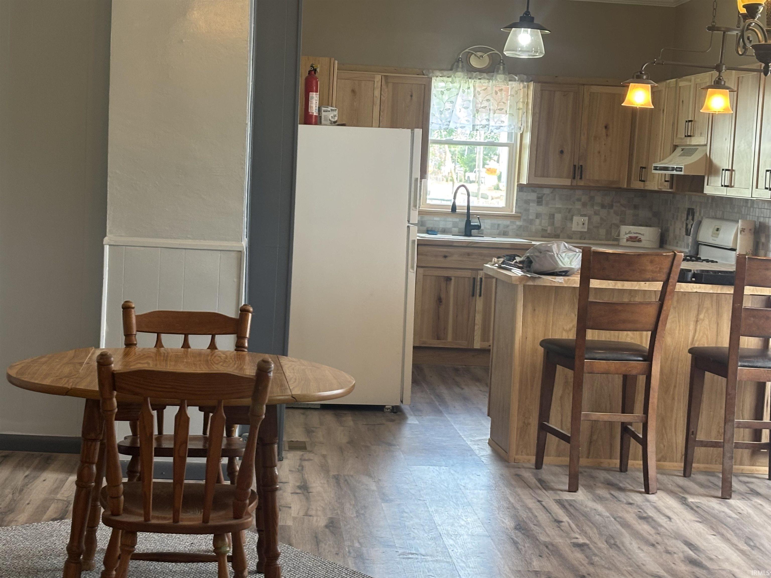 830 Perry Street Vincennes, IN 47591 - Photo 8 of 27