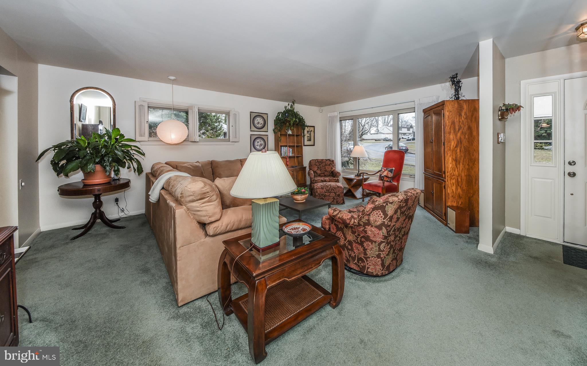 27 Red Oak Road Oreland, PA 19075 - Photo 5 of 25 Gallery Image 5