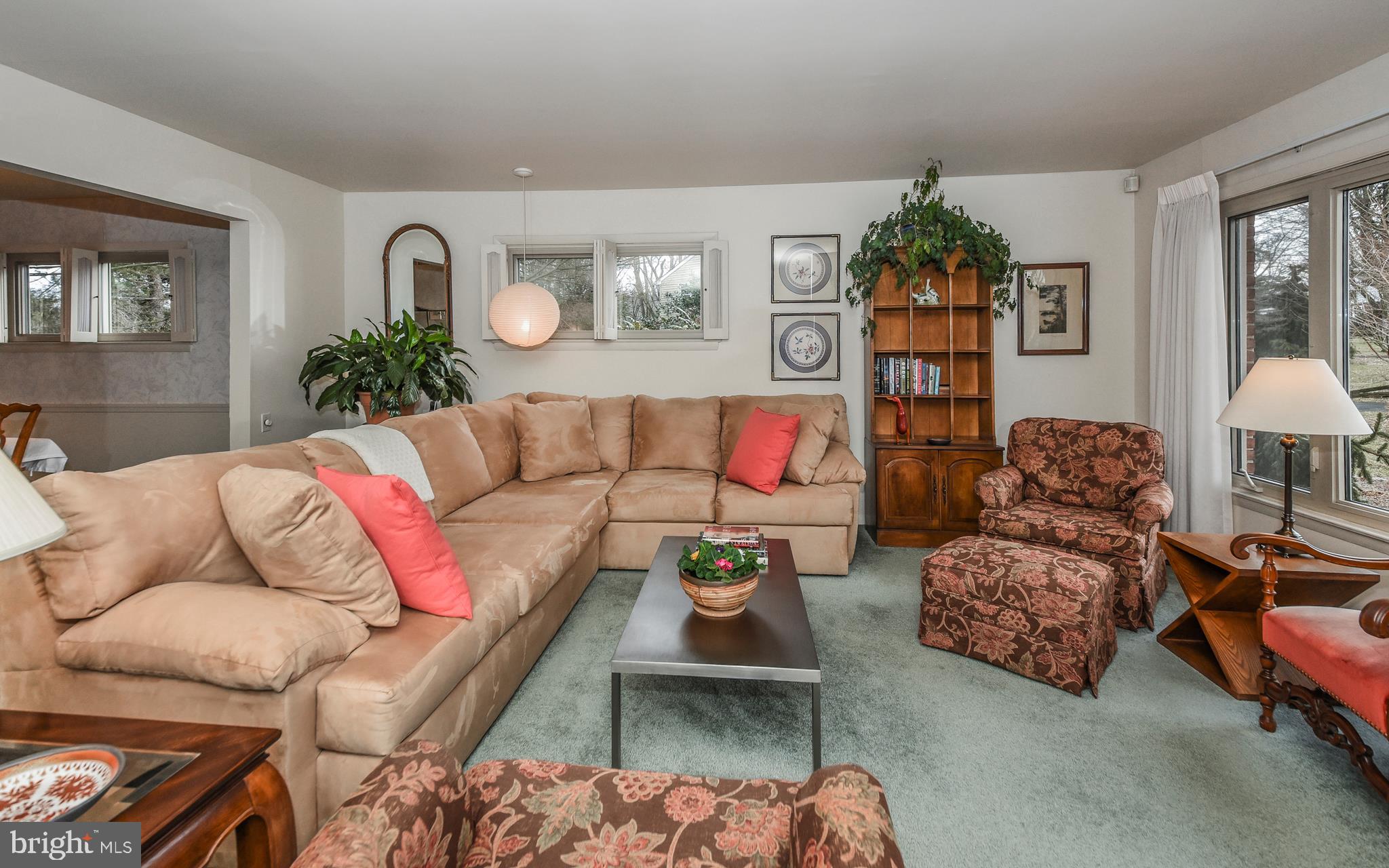 27 Red Oak Road Oreland, PA 19075 - Photo 6 of 25 Gallery Image 6