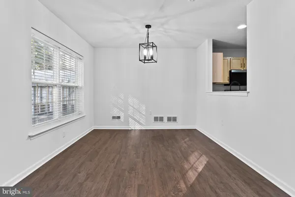 $1,800 | 60 Courtyard Drive, Carlisle, PA 17013