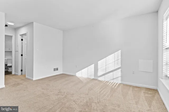 $2,000 | 60 Courtyard Drive, Carlisle, PA 17013