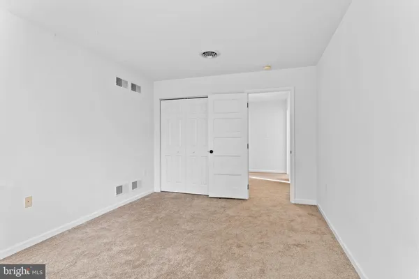 $1,800 | 60 Courtyard Drive, Carlisle, PA 17013