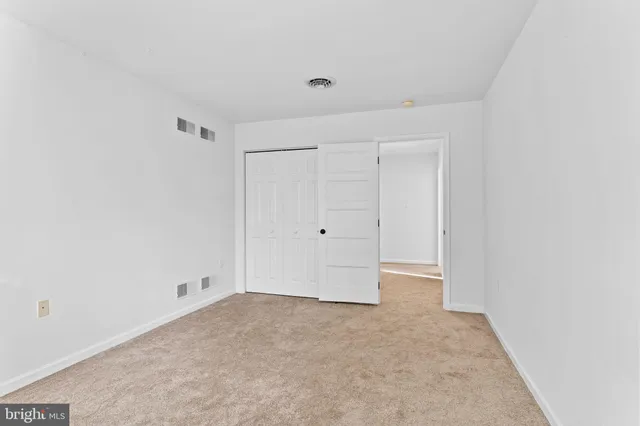 $2,000 | 60 Courtyard Drive, Carlisle, PA 17013