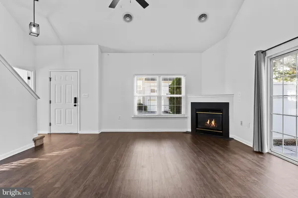 $1,800 | 60 Courtyard Drive, Carlisle, PA 17013