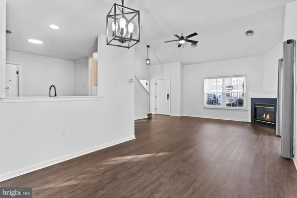 $1,800 | 60 Courtyard Drive, Carlisle, PA 17013