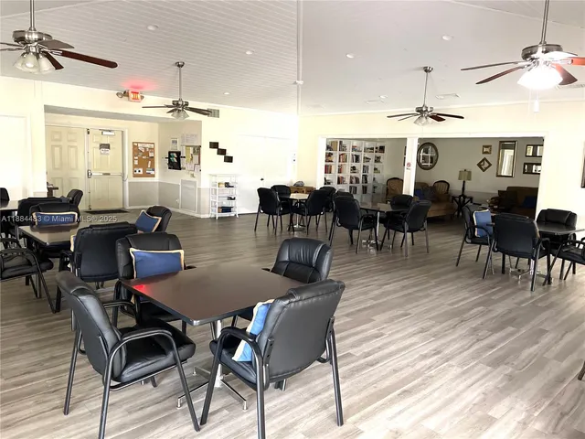 $530,000 | 18052 South 105th Avenue South, Boca Raton, FL 33498