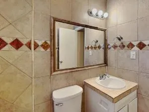 $1,760 | 3735 West Columbine Drive, Phoenix, AZ 85029