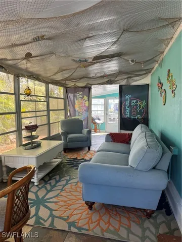 $369,713 | 2591 Cay Cove, Matlacha, FL 33993